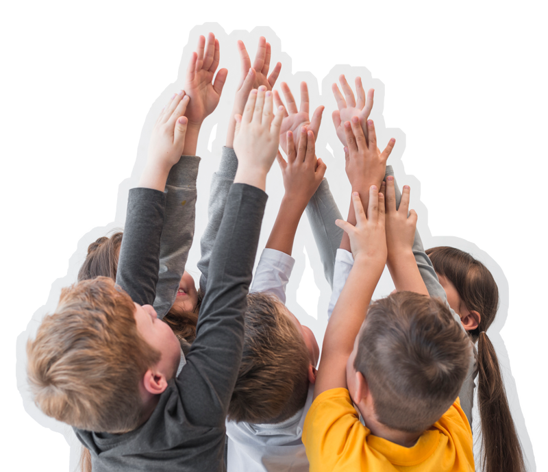 Niños y jóvenes de los colegios de la red CMT